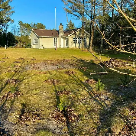 Summer House On Natural Plot Near Ringkobing Fjord *